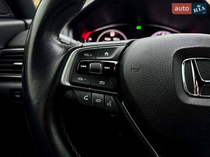 Седан Honda Accord 2020 в Киеве