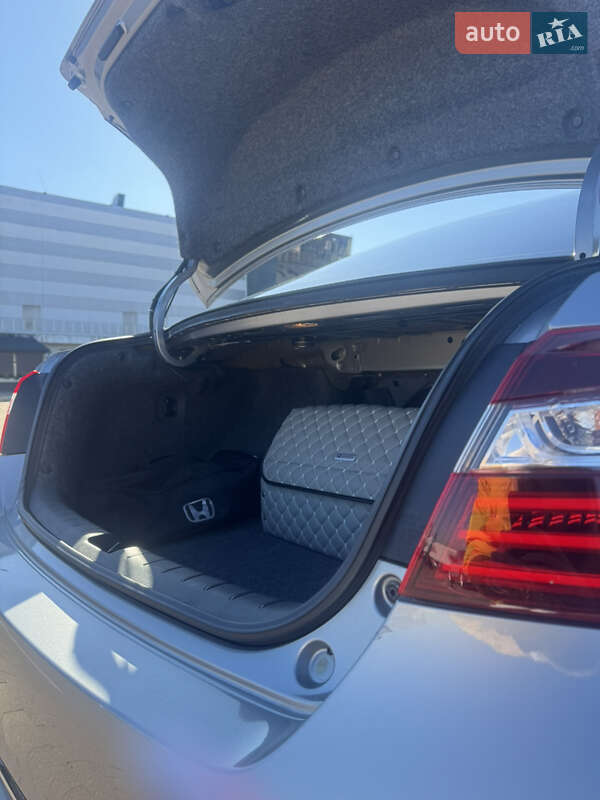 Седан Honda Accord 2017 в Житомирі