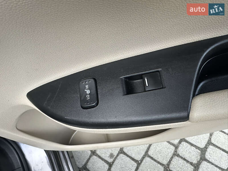 Седан Honda Accord 2016 в Львове