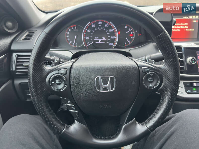 Купе Honda Accord 2013 в Киеве фото 12 Купе Honda Accord 2013 в Киеве