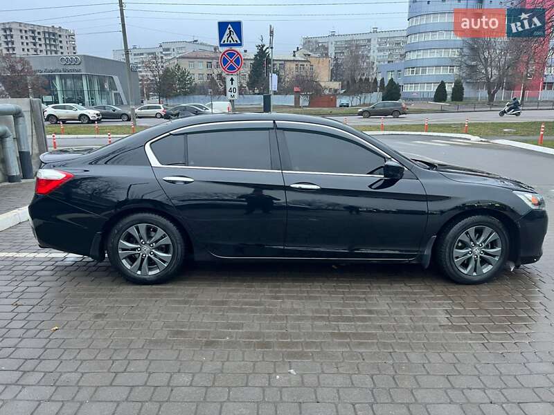 Седан Honda Accord 2014 в Харкові
