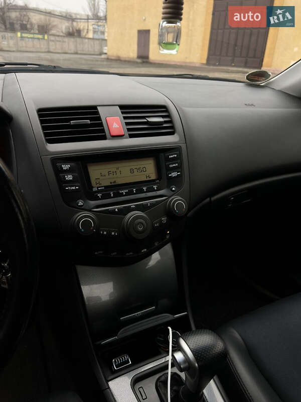 Седан Honda Accord 2003 в Кривому Розі