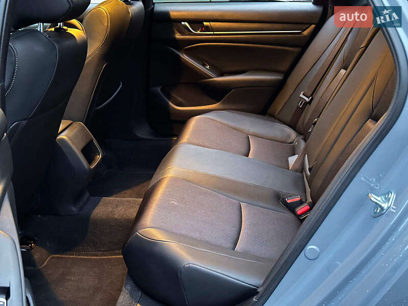 Седан Honda Accord 2022 в Одесі