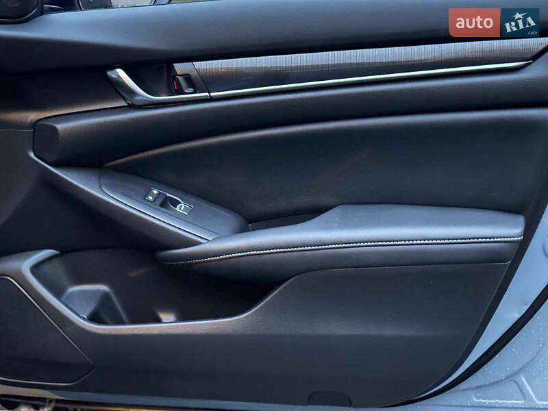 Седан Honda Accord 2022 в Одесі