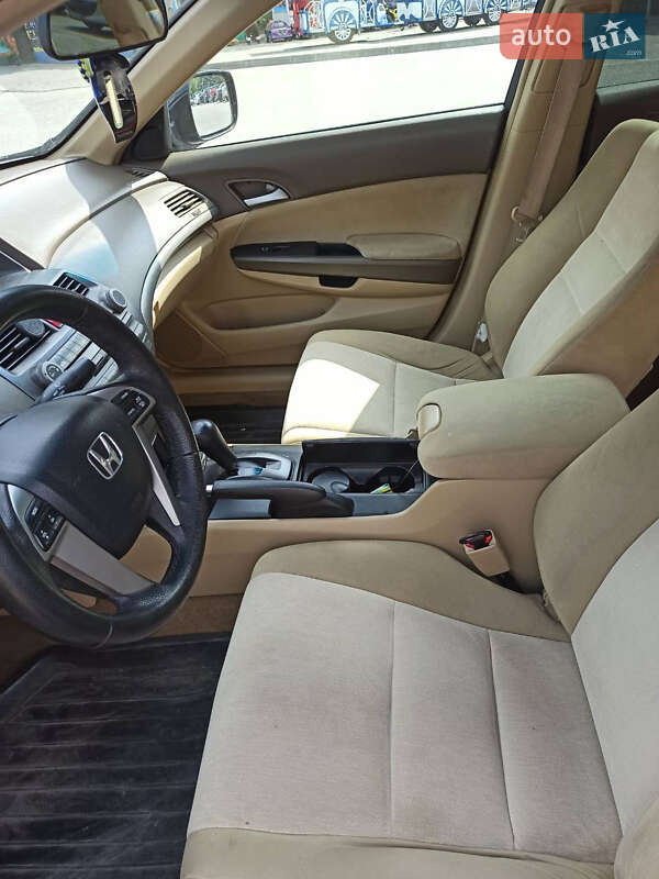 Седан Honda Accord 2008 в Дніпрі