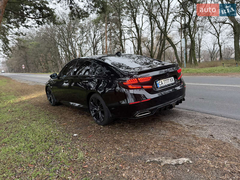 Седан Honda Accord 2018 в Черкасах