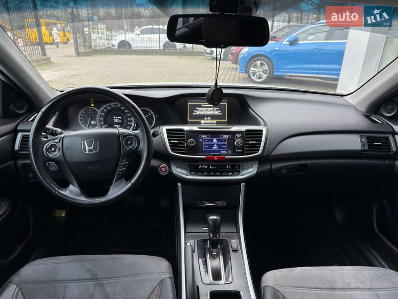 Седан Honda Accord 2013 в Одесі