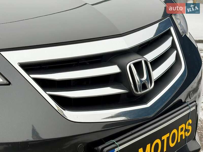 Седан Honda Accord 2011 в Києві