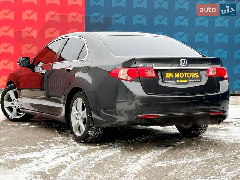 Седан Honda Accord 2011 в Києві