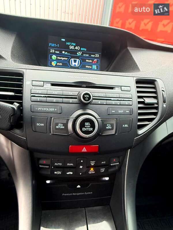 Седан Honda Accord 2011 в Києві