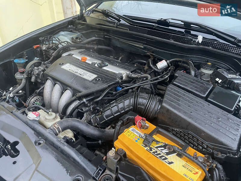 Седан Honda Accord 2004 в Харкові