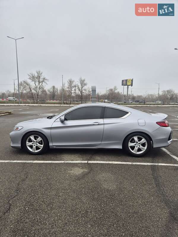 Купе Honda Accord 2016 в Києві фото 4 Купе Honda Accord 2016 в Києві