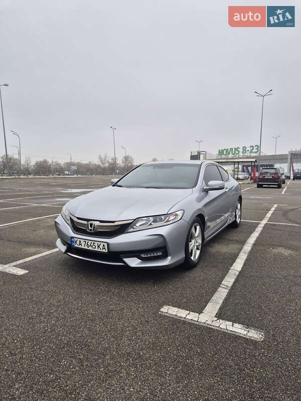 Купе Honda Accord 2016 в Києві фото 7 Купе Honda Accord 2016 в Києві