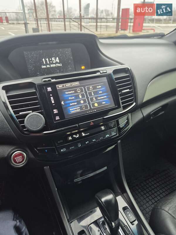 Купе Honda Accord 2016 в Києві фото 19 Купе Honda Accord 2016 в Києві