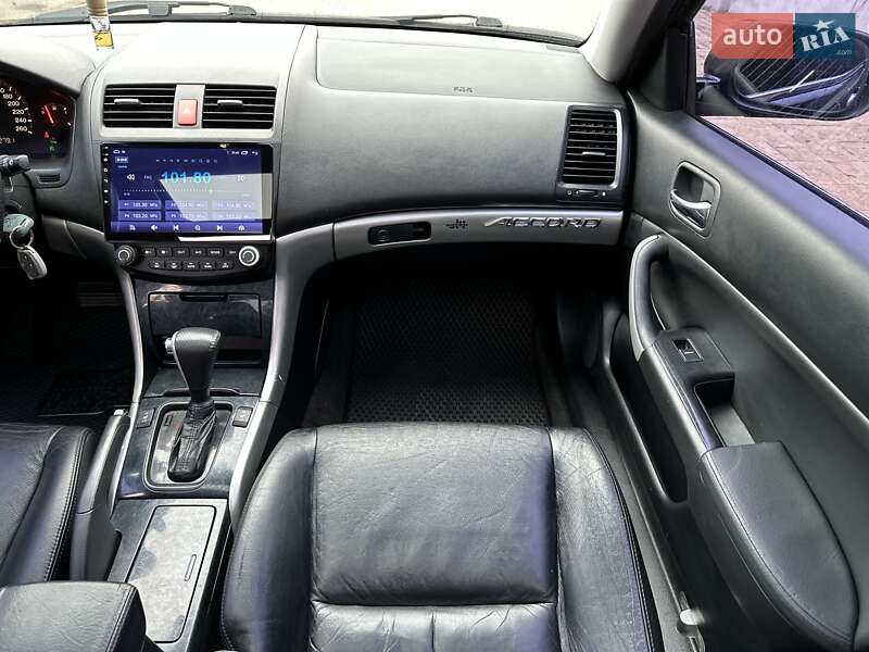 Седан Honda Accord 2004 в Одесі