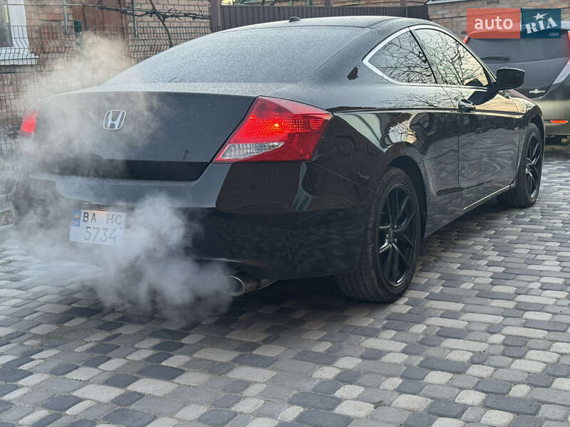 Купе Honda Accord 2012 в Кропивницком