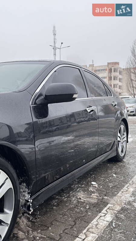 Седан Honda Accord 2012 в Києві