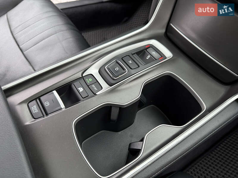 Седан Honda Accord 2019 в Киеве фото 33 Седан Honda Accord 2019 в Киеве