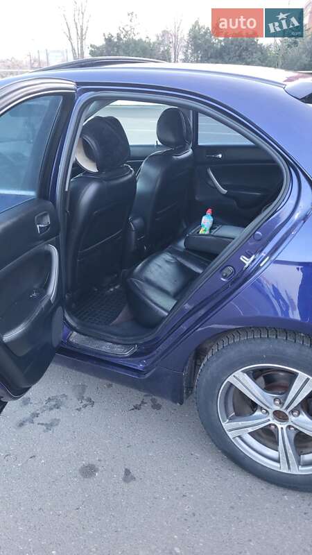 Седан Honda Accord 2004 в Белгороде-Днестровском