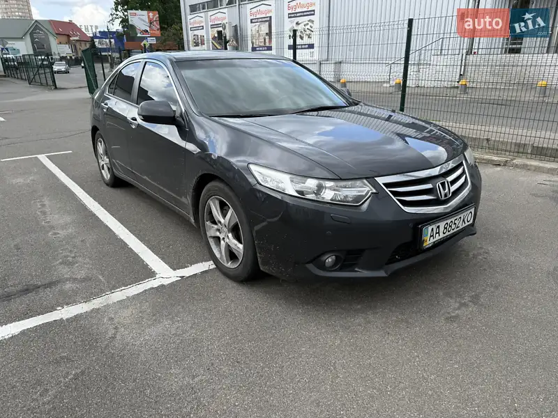 Honda Accord 2011