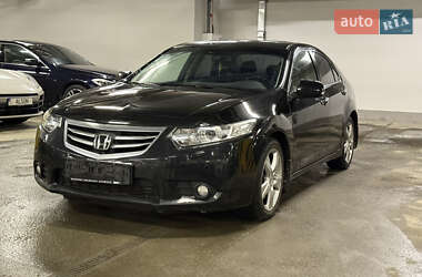 Седан Honda Accord 2011 в Києві