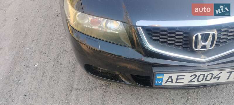 Седан Honda Accord 2004 в Дніпрі