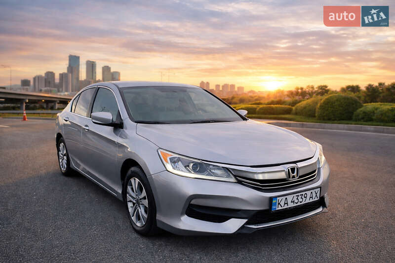 Седан Honda Accord 2016 в Киеве фото Седан Honda Accord 2016 в Киеве