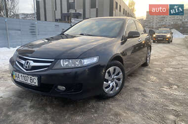 Седан Honda Accord 2006 в Києві