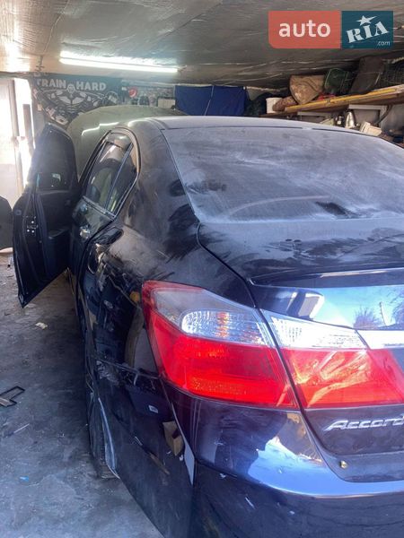 Седан Honda Accord 2014 в Днепре