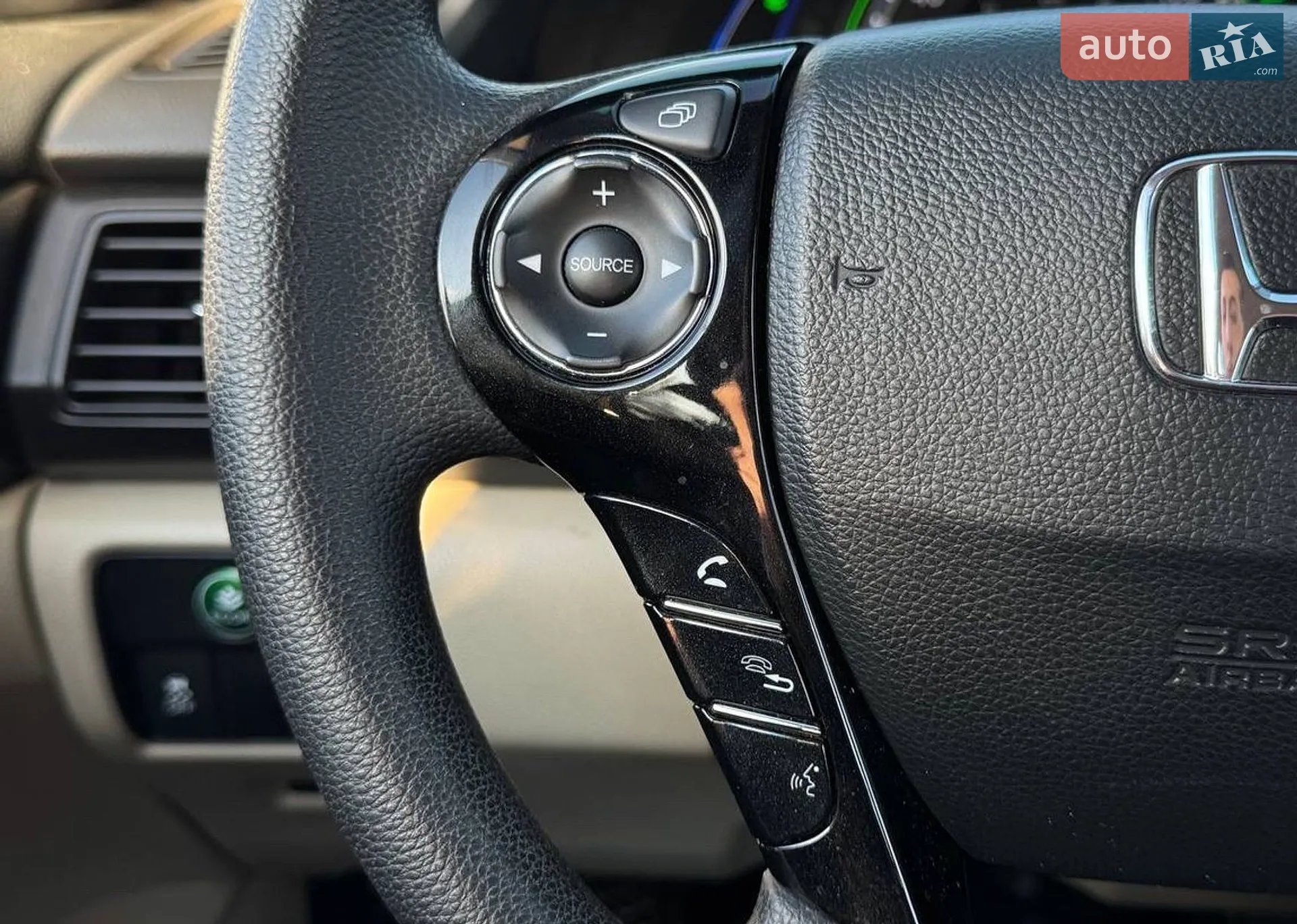 2015 Honda Accord - мініатюра 17