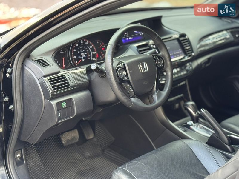 Купе Honda Accord 2016 в Виннице