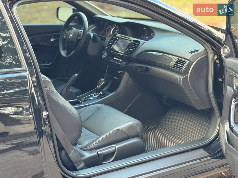 Купе Honda Accord 2016 в Виннице