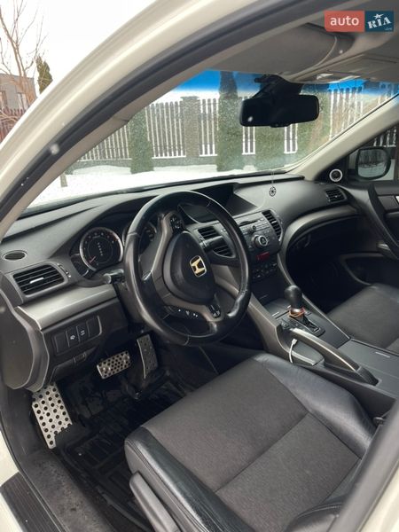 Седан Honda Accord 2008 в Киеве