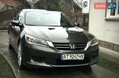 Седан Honda Accord 2014 в Ивано-Франковске