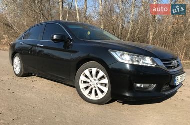 Седан Honda Accord 2013 в Карловке