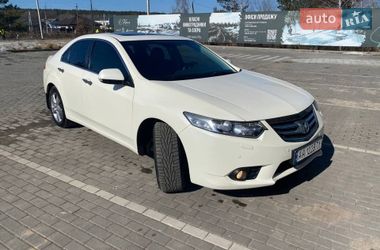 Седан Honda Accord 2011 в Буче