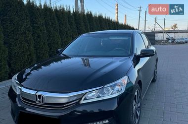 Седан Honda Accord 2015 в Черкасах