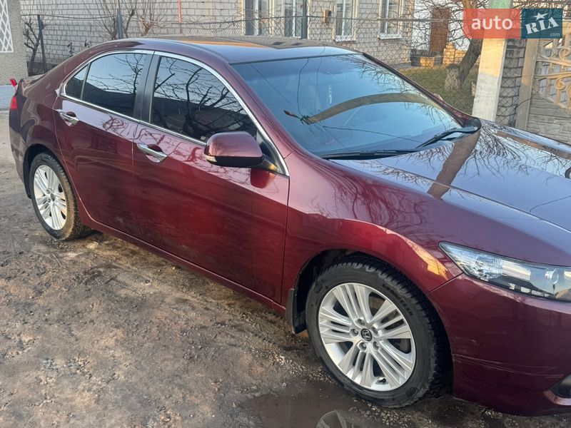 Седан Honda Accord 2011 в Петриковке