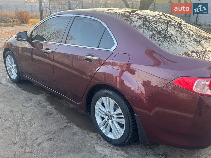 Седан Honda Accord 2011 в Петриковке