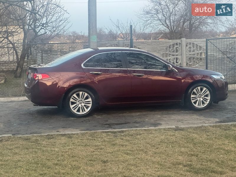 Седан Honda Accord 2011 в Петриковке