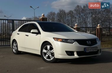 Седан Honda Accord 2008 в Краснограді