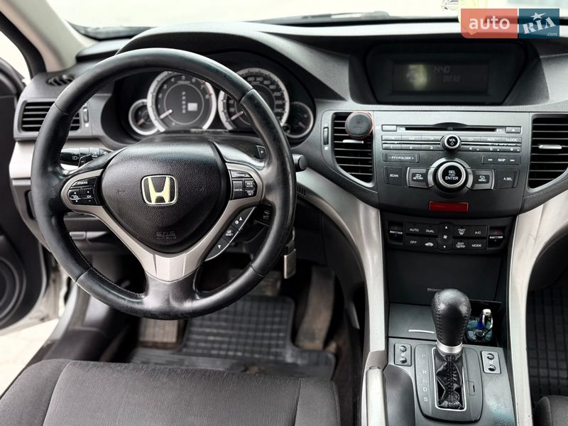 Седан Honda Accord 2008 в Полтаве