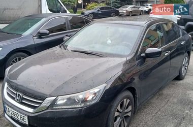 Седан Honda Accord 2015 в Киеве