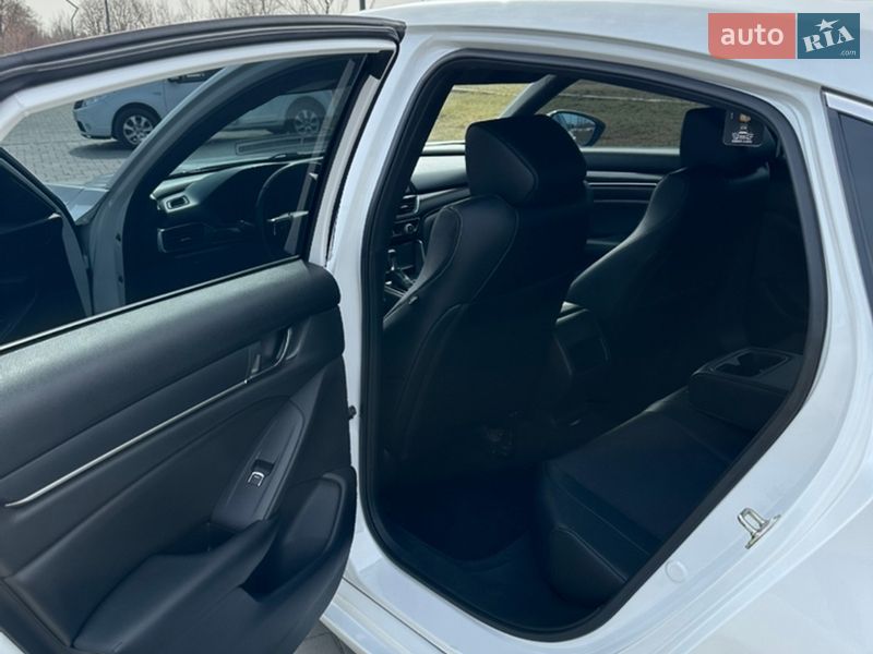 Седан Honda Accord 2019 в Рівному