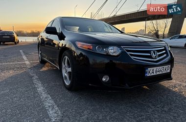 Седан Honda Accord 2010 в Киеве