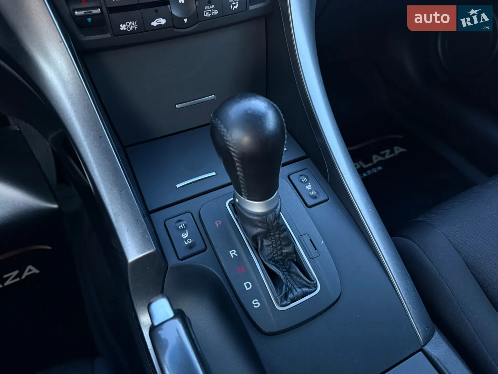 2011 Honda Accord - мініатюра 41