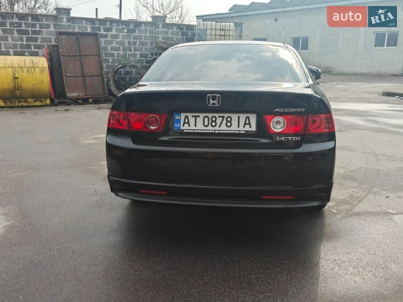Седан Honda Accord 2006 в Калуші