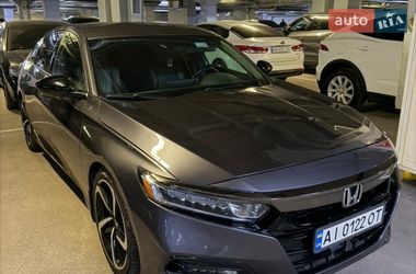 Седан Honda Accord 2018 в Днепре