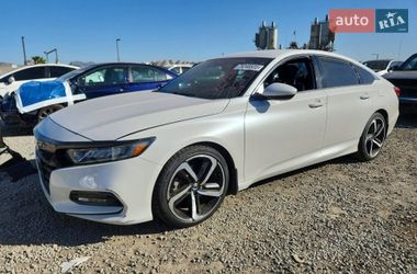 Седан Honda Accord 2018 в Хмельницком