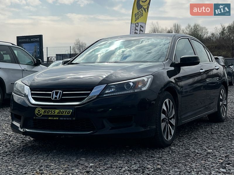 Седан Honda Accord 2014 в Львове